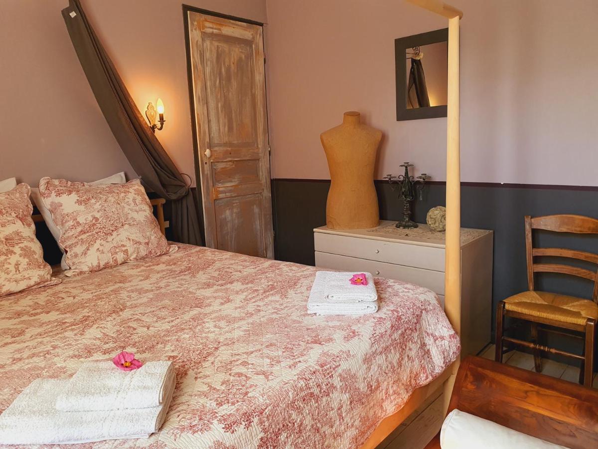 Le Clos Des Pins Claira 외부 사진