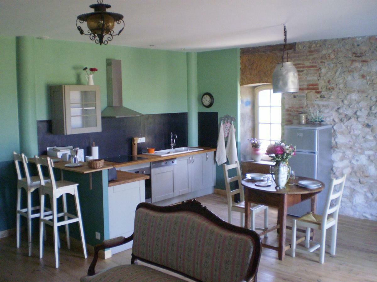 Le Clos Des Pins Claira 외부 사진